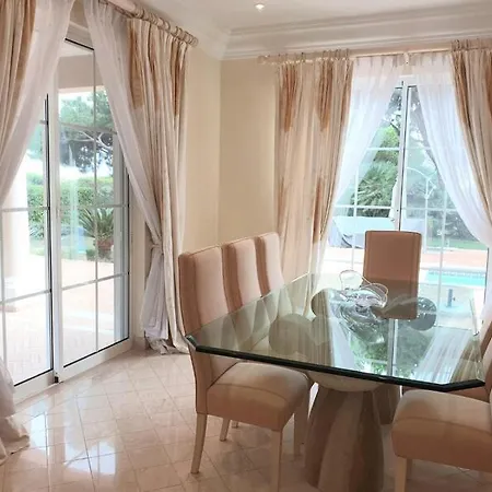 Vila Sleeps 8 Pool Air Con T455974 Quinta do Lago